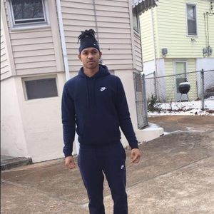 Meet your Posher, Darian